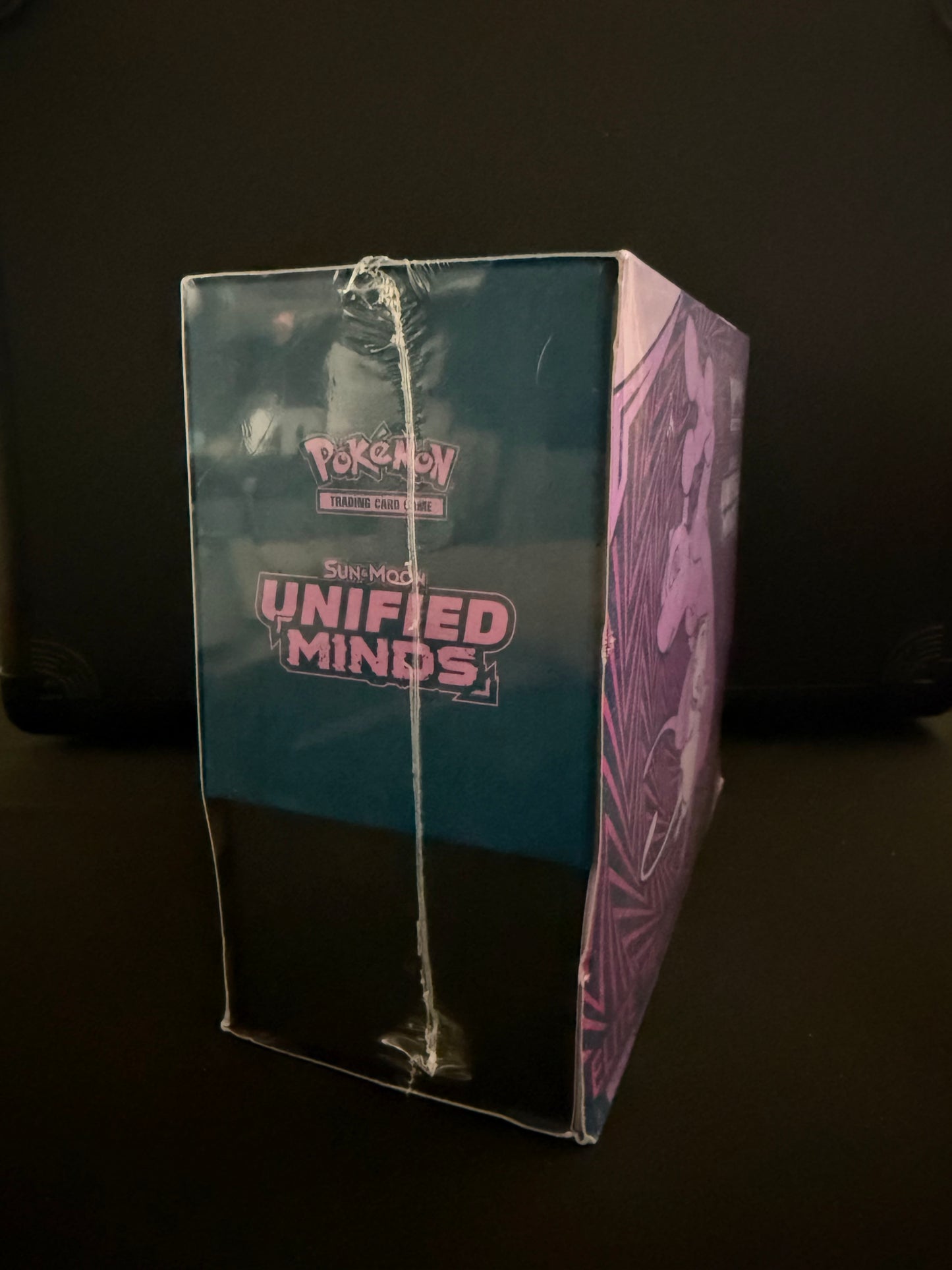 Sun & Moon Unified Minds Elite Trainer Box